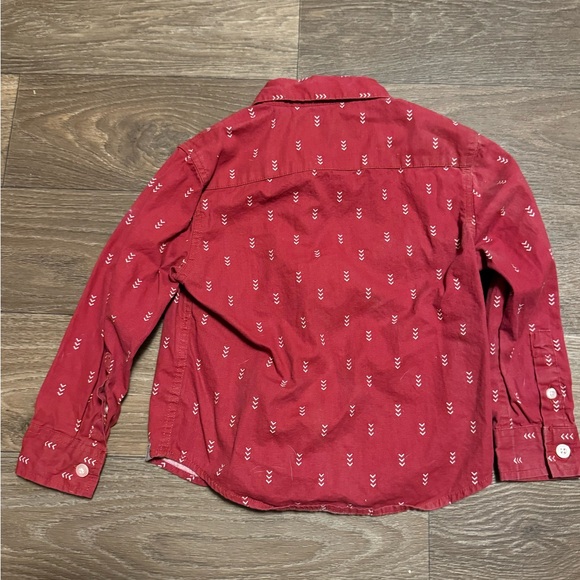 Sovereign Code Boy's Red Button Up 3T - Picture 3 of 3